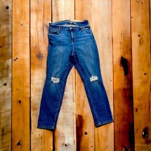 Old Navy Super Slimming High Rise-Secret Slimming Pockets